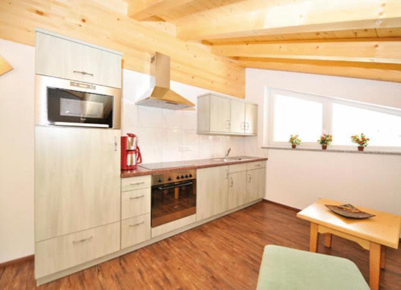 Gaestehaus Kastenhof Sankt Johann im Pongau Rum bild