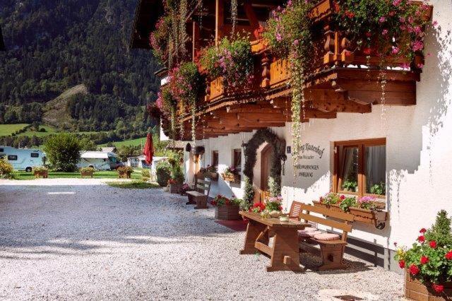 Gaestehaus Kastenhof Sankt Johann im Pongau Exteriör bild