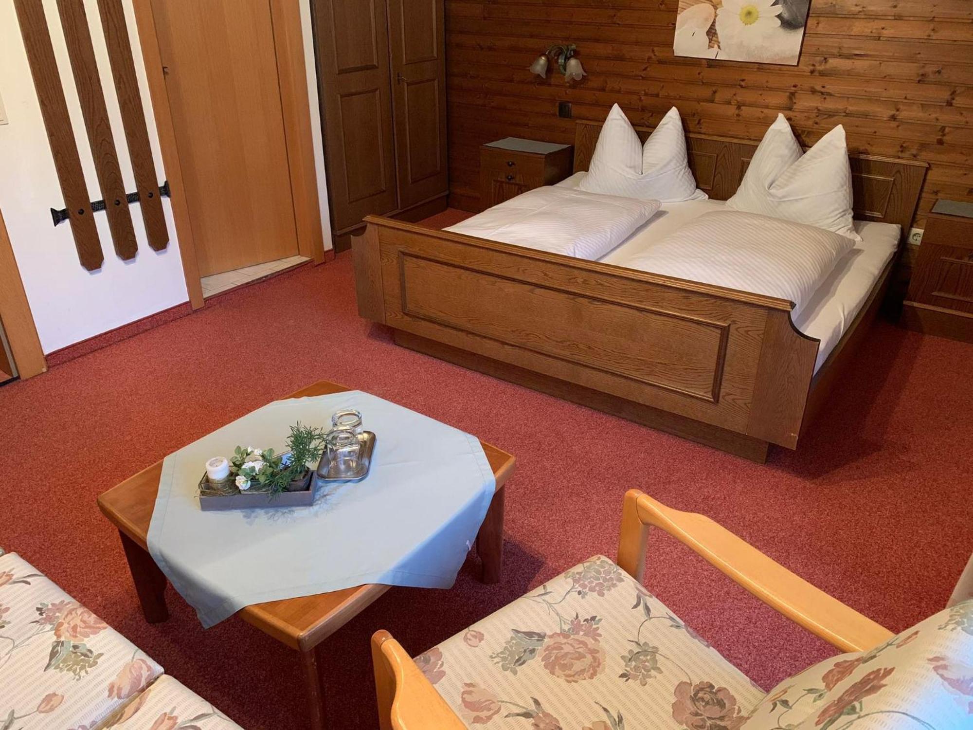 Gaestehaus Kastenhof Sankt Johann im Pongau Exteriör bild